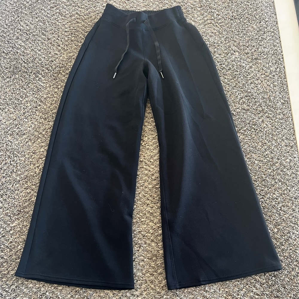 Spanx AirEssentials Wide Leg Pant